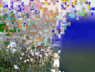 Drohnenbild von einer Plastikinsel